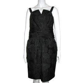 Vera Wang-Lavander label-Noir