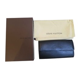 Louis Vuitton-Louis Vuitton Sarah carteira em couro preto epi-Preto