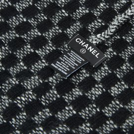 Chanel-Cachemire argent noir gris-Noir