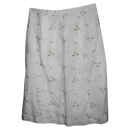 Jupe Escada en lin blanc avec broderies dorées Blanc Doré