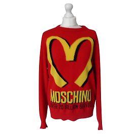 Moschino colección cápsula Roja