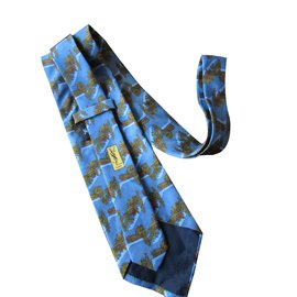 Yves Saint Laurent-ties-Blue