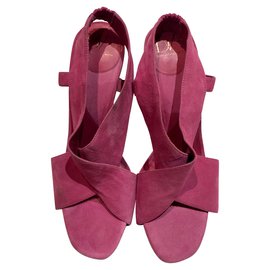 Diane Von Furstenberg-Zia suede heels-Pink