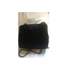 Chanel-vintage silk Timeless bag-Preto