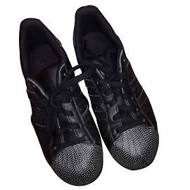 Tênis Adidas de couro pretos 37 Preto