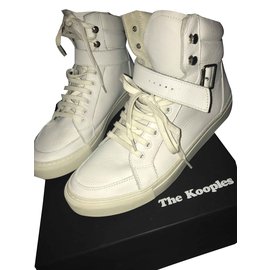 The Kooples-Las zapatillas de deporte altas-Blanco