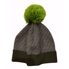 Fendi-WOOL BEANIE-Dark grey
