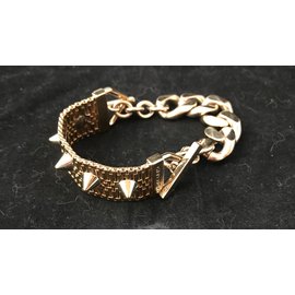 Givenchy-Bracelet-Golden