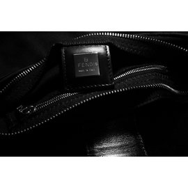 Fendi-Classic Baguette Nylon & Leather Shoulder Bag-Black