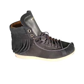 Yves Saint Laurent fringe sneakers. New Black