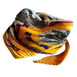 Hermès-Seiden Schals-Mehrfarben 