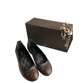 Louis Vuitton-Ballet flats-Brown