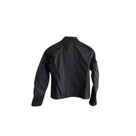 Moncler-Veste-Noir