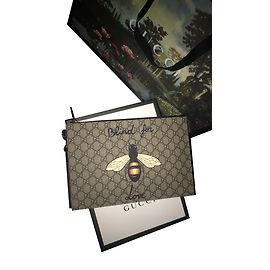 Clutch Gucci Supreme GG Preta e Bege Couro e Tecido Preto Bege