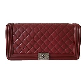 Chanel clutch Dark red