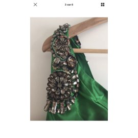 Autre Marque-Um mini vestido de ombro-Preto