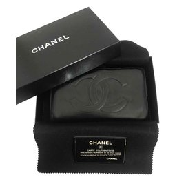 Chanel-Carteira Chanel em couro preto-Preto