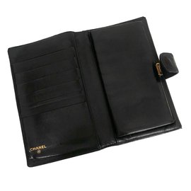 Chanel-Chanel wallet in black leather-Black