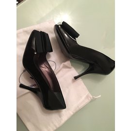Prada-chaussures-Noir