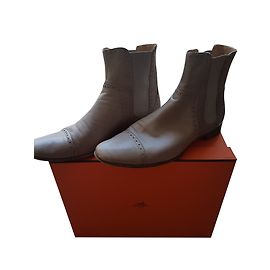 Hermès BOTTINE HERMES MODELO LENNON Gris pardo