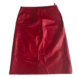 Mittellanger Lederrock von Massimo Dutti Rot