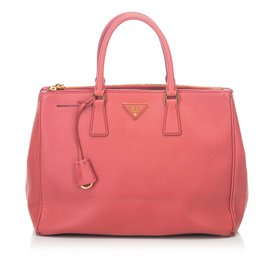 Prada-Large Saffiano Lux Galleria lined Zip Tote-Pink
