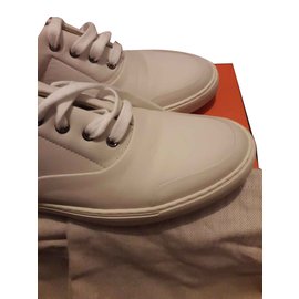 Hermès-HERMES - Leather Sneakers-Eggshell