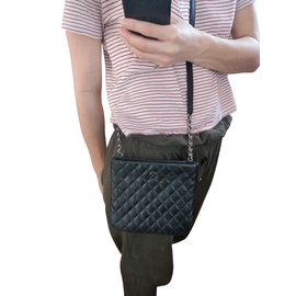 Chanel-crossbody uniforme-Preto