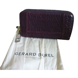 Gerard Darel Brieftasche Begleitlinie "Portobello" Bordeaux