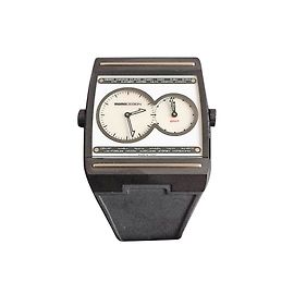 Reloj de pulsera de doble tiempo Momo Design. Negro