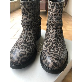 Strategia-Botines-Estampado de leopardo