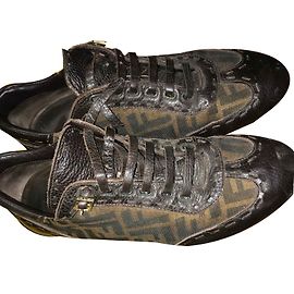 Fendi Sneakers Brown
