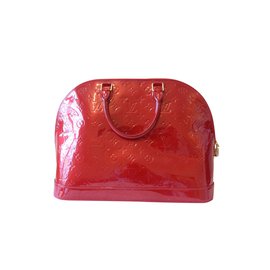 Louis Vuitton-Pomme D'Amour Monograma Vernis Alma GM Bag-Vermelho