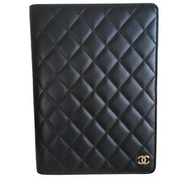 Chanel-zeitloses Modell-Schwarz