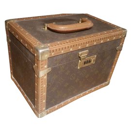 Vanity case Louis Vuitton Other