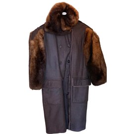 Manteau Yves Saint Laurent en cuir et vison marron Marron