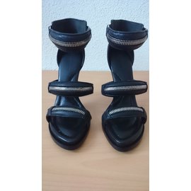 Alexander Wang-Alexander Wang Sandals, size 38,5-Noir