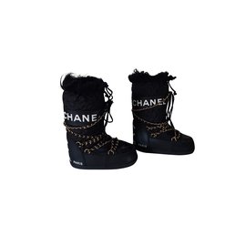Chanel Boots Black