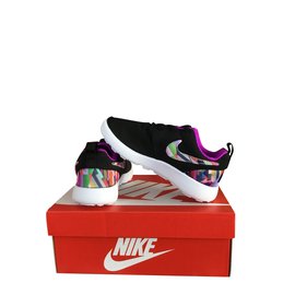 Nike-Mixed Nike Sneakers-Black