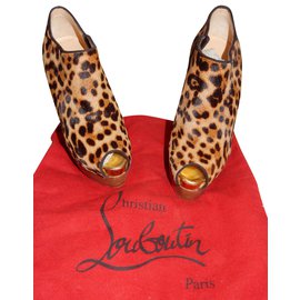 Christian Louboutin-Open toe boots in calf leather way Christian Louboutin-Leopard print