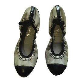 Ballerine Chanel in pelle nera e blu Nero Blu