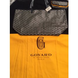 Goyard-Saint Louis-Noir