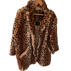 Isabel Marant Coats, Outerwear Leopard print