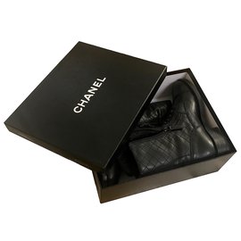 Chanel-com caixa! amarrar botas de tornozelo-Preto