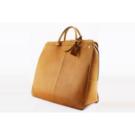Louis Vuitton-XL bag / Briefcase-Caramel