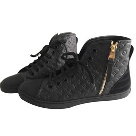 Louis Vuitton-Punchy sneaker boot-Black