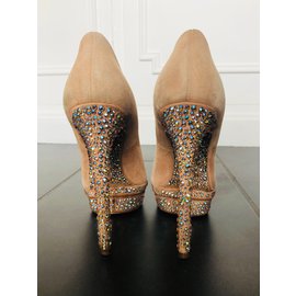 Brian Atwood-Calcanhares-Bege