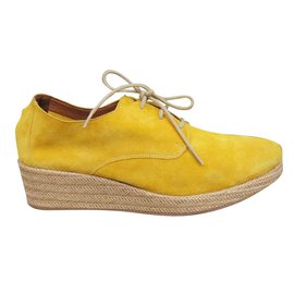Derbies Sessun Bloom en daim jaune Jaune
