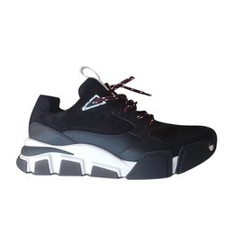 Salvatore Ferragamo-SALVATORE FERRAGAMO SNEKER. 2019 New-Black