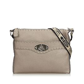 Fendi Borsa a tracolla in pelle Selleria Marrone